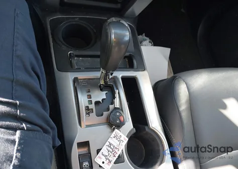 2015 Toyota 4Runner Sr5 Premium z USA, uszkodzony, nr VIN JTEBU5JR4F5207893